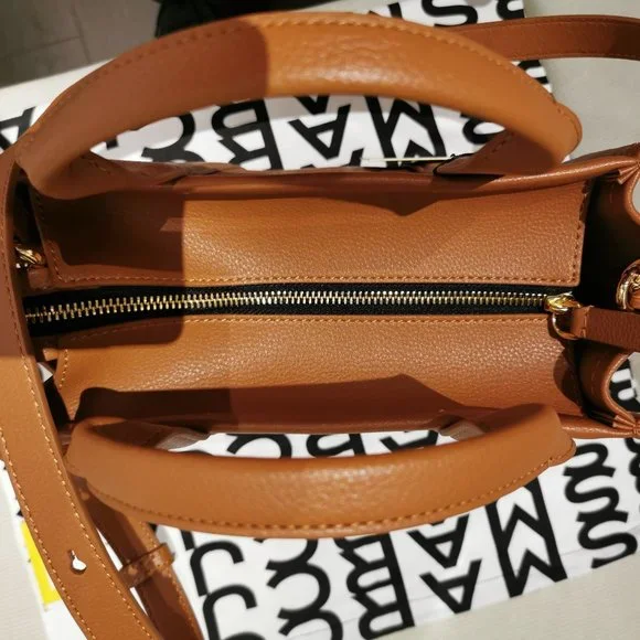 Marc Jacobs the Leather Mini Tote Bag Argan Oil - Picture 10 of 16